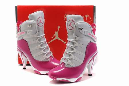 escarpin talon tres haut